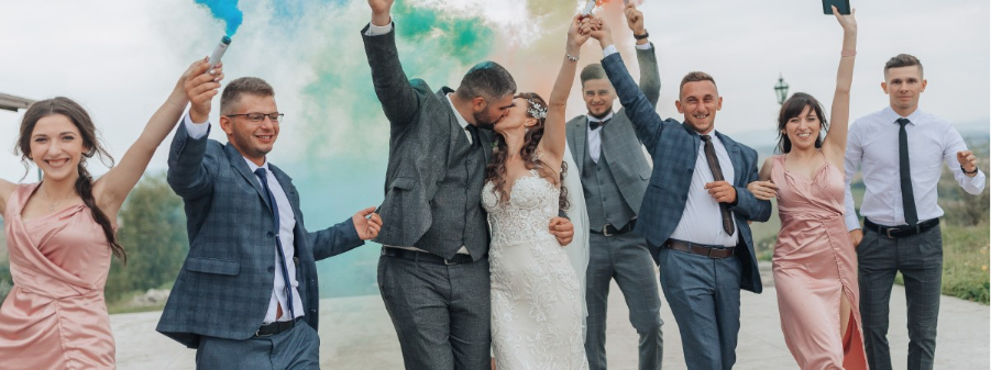 Tendencias bodas 2026: cámara digital para los invitados 3 image